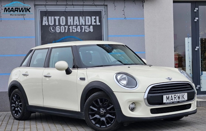 MINI ONE cena 59901 przebieg: 149453, rok produkcji 2019 z Czaplinek małe 232